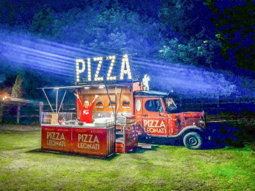 Pizza Truck Leonati Catering Sussex 